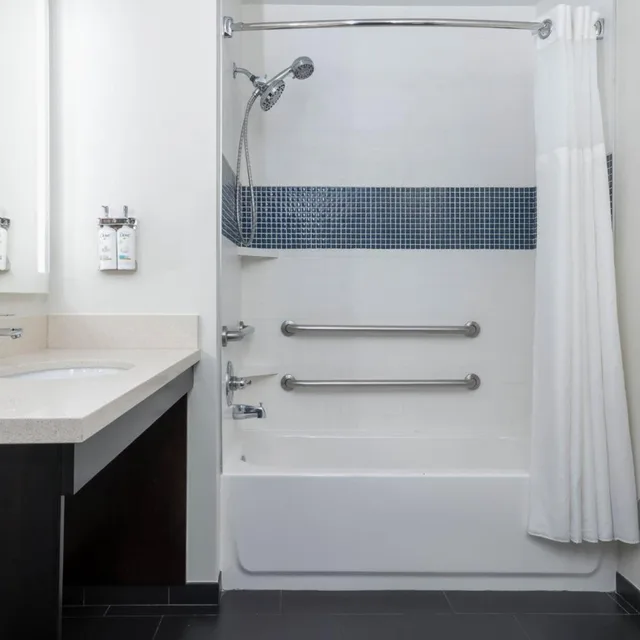 غرفة بسرير كينج لذوي الإعاقة، Staybridge Suites Phoenix - Chandler 3/4