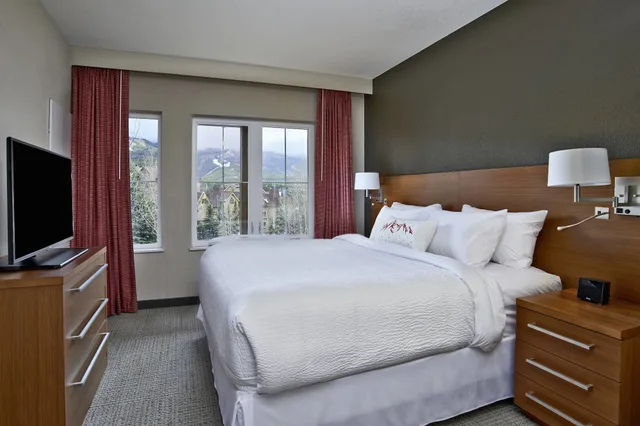 جناح بسرير كينج بغرفة نوم واحدة مع أريكة، Residence Inn By Marriott Breckenridge 1/4