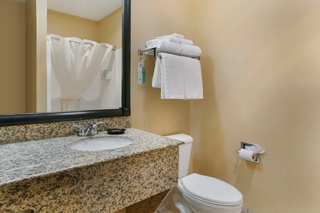 Room, Murphy Bed, Queen Bed، Best Western Plus The Inn At Horse Heaven 2/2