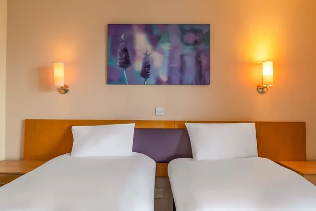 غرفة قياسية بسريرين منفصلين، Britannia Inn Glasgow 4/10