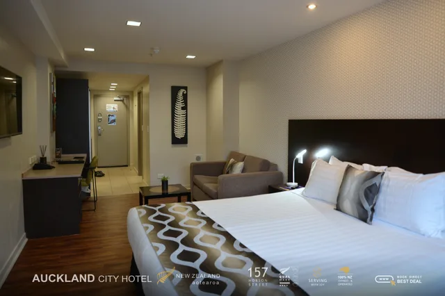 استوديو، Auckland City Hotel 1/2