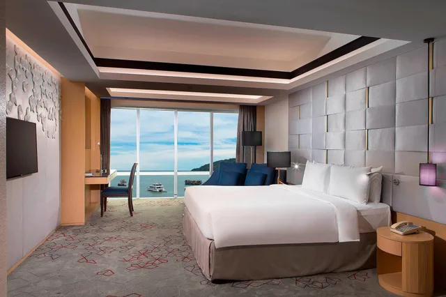 جناح كلوب بإطلالة على البحر، LE MERIDIEN KOTA KINABALU 2/3
