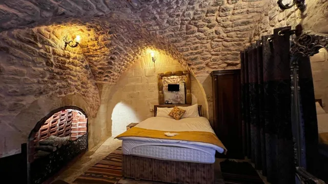 غرفة بسرير مزدوج بحمام خاص، Karagul Otel 3/7
