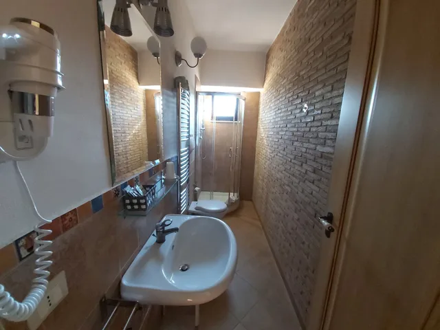 غرفة رباعية بسرير كوين وسريرين منفصلين، Agriturismo Passo Dei Briganti 3/4