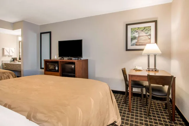 غرفة بسريرين كوين، Sleep Inn & Suites Madison West 3/5