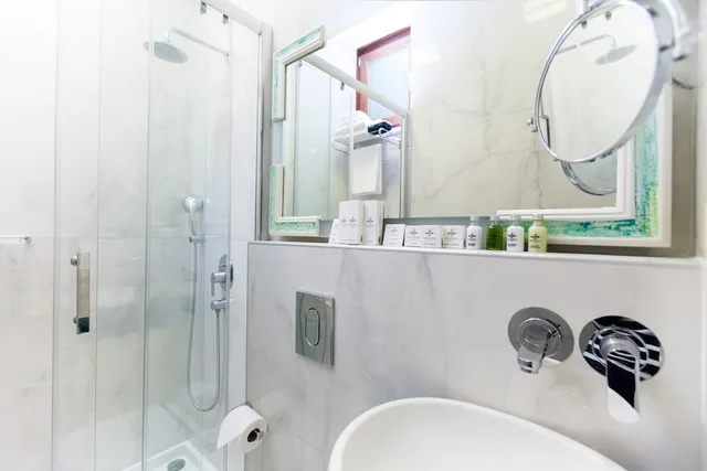 غرفة قياسية بسرير مزدوج، Pera Parma Hotel 9/9