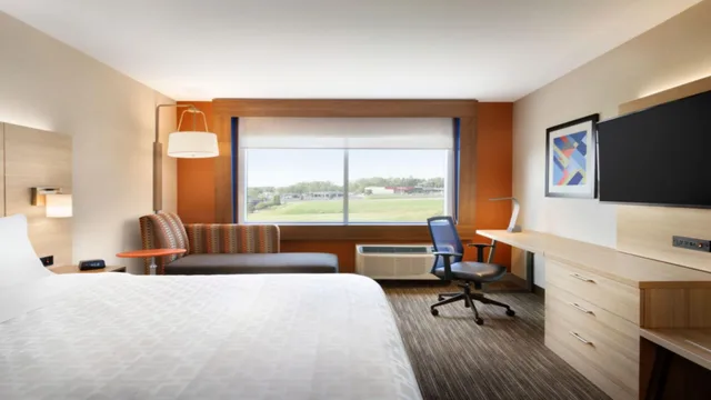 غرفة بسرير كينج، Holiday Inn Express Stuart 3/3