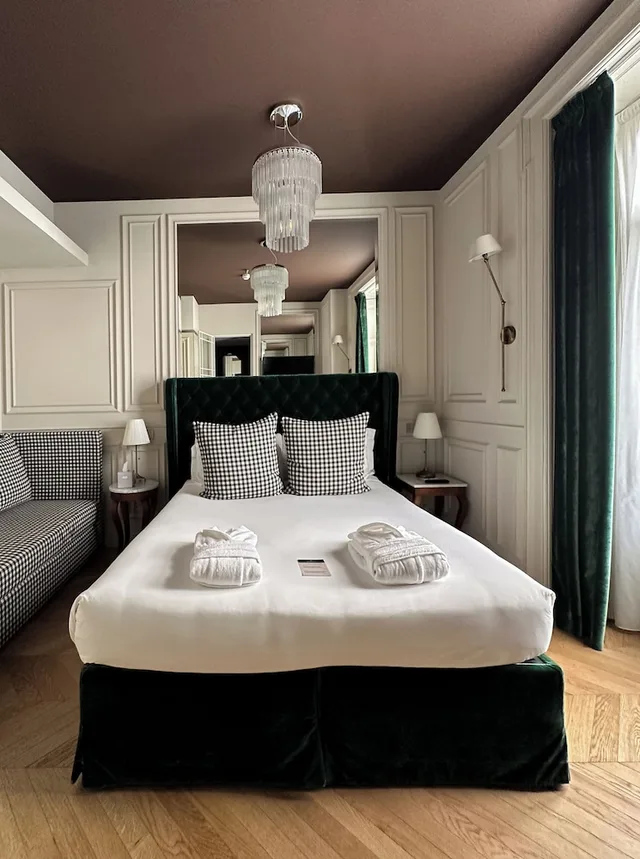 غرفة ديلوكس بسريرين منفصلين وسرير كوين بإطلالة، Matilde Boutique Hotel, WorldHotels Elite 5/9