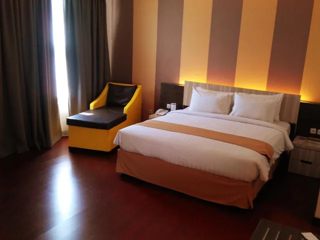 Executive, Suite, Hotel Grand Imawan 1/3