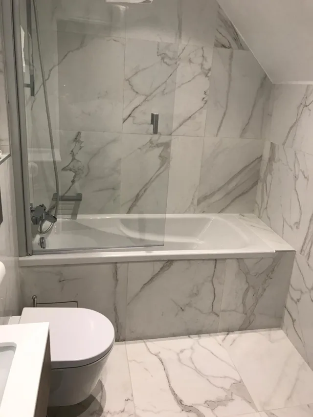 غرفة ثلاثية بسرير مزدوج، Auberge Du Cheval Blanc 7/9