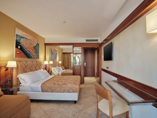 De Luxe Pool Side - Double، Acacia Resort 2/6