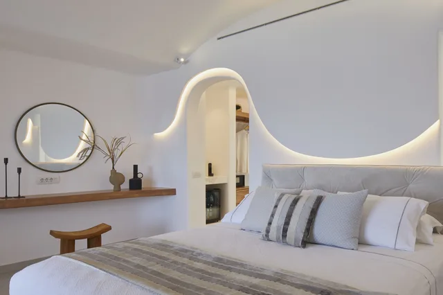 Signature, Infinity, Suite, King Bed, Sofa, Private Pool، Phos The Boutique Luxury Hotel & Villas 1/5