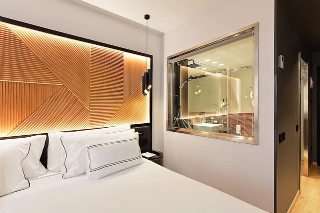 The Level, Premium, Twin Beds, Sofa، Melia Avenida America 4/6