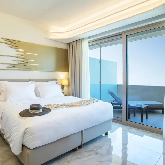 جناح بسرير كينج بشرفة، Green Suites Boutique Hotel 4/7