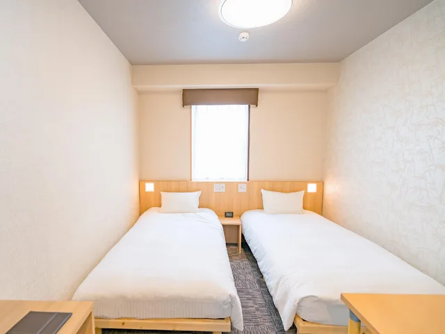 غرفة قياسية بسريرين منفصلين بمطبخ، Tabino Hotel Sado 1/1