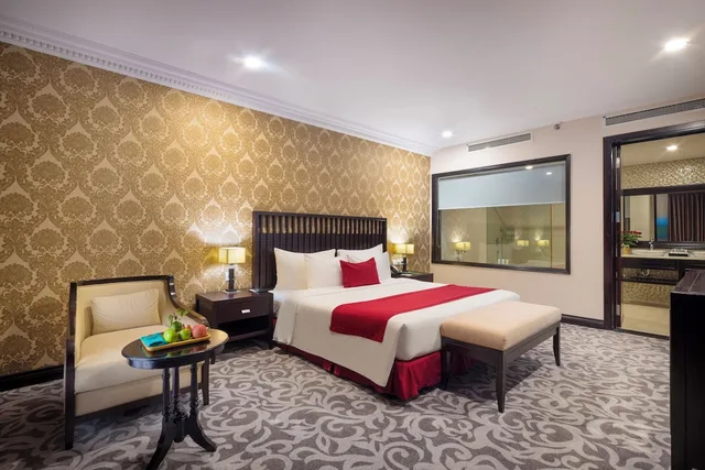 جناح ملكي بإطلالة على الجبل، Swiss-Belresort Tuyen Lam Dalat 1/10