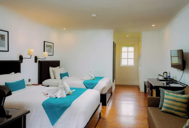 غرفة كلاسيكية بسريرين منفصلين بإطلالة على الحديقة، Handara Golf Resort Bali 1/2