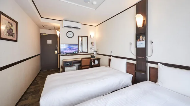 Room, Twin Beds, Smoking, TOYOKO INN KINTETSU YOKKAICHI-EKI KITAGUCHI 1/5