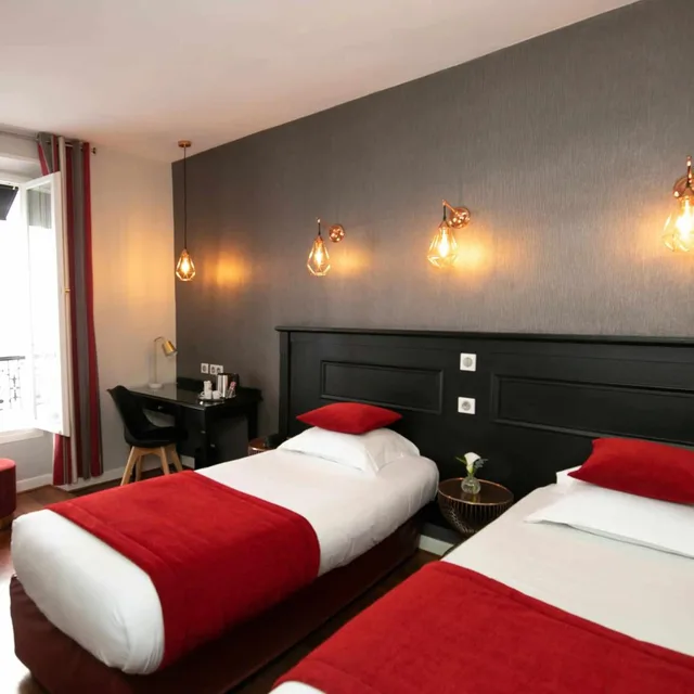غرفة متصلة، EIFFEL RIVE GAUCHE 2/5