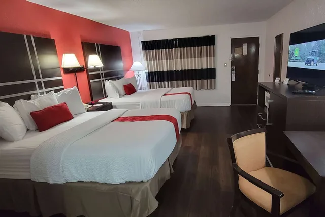 غرفة ديلوكس بسريرين كوين، Ramada by Wyndham Mountain Home 3/4