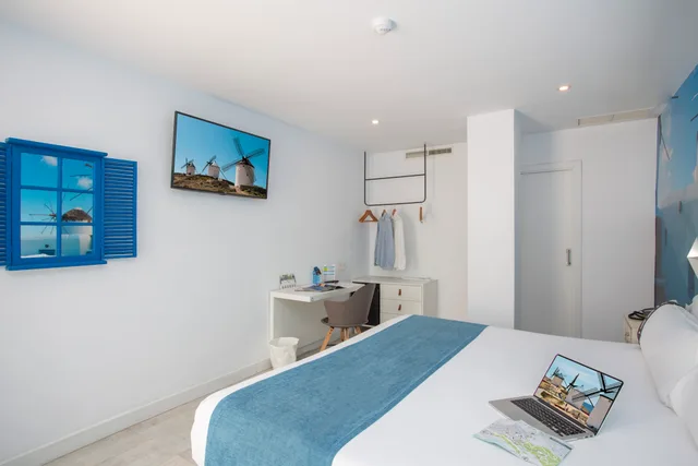 Inner, Double Bed, Casual Del Mar Malaga 4/7