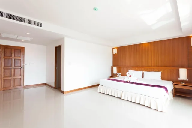 جناح بسرير كينج بإطلالة على البحر، Rawai Princess Hotel 1/6