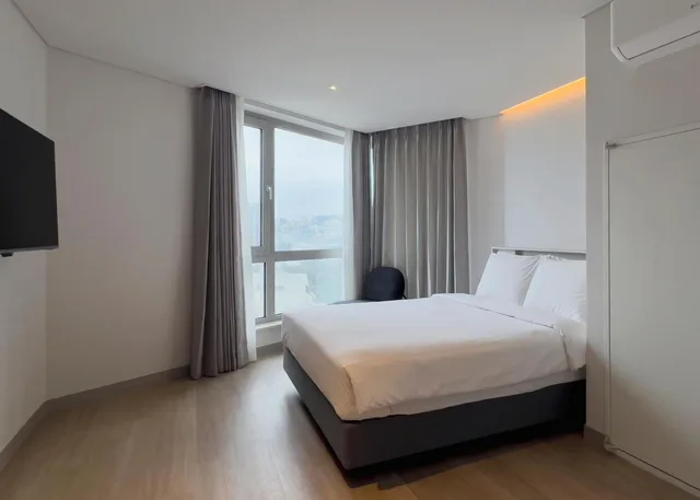 غرفة سوبيريور بسرير مزدوج بإطلالة على البحر، Ocean Suites Hotel Jeju 3/6