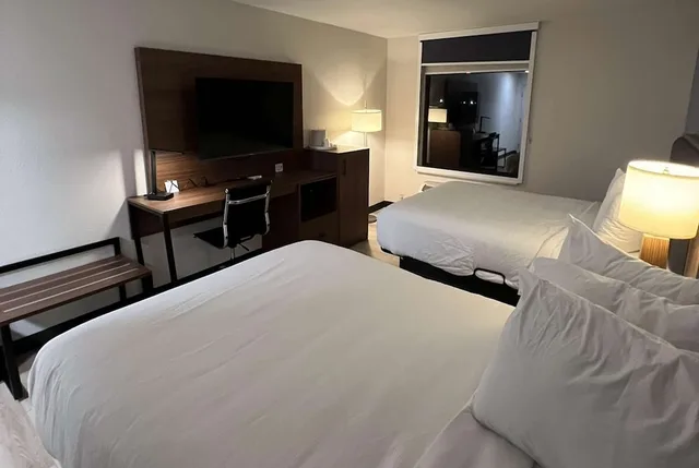 غرفة بسريرين كوين لذوي الإعاقة، Wingate by Wyndham Dublin Near Claytor Lake State Park 5/8