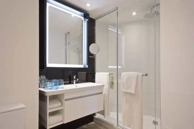 لوفت، Innside by Melia Barcelona Apolo 10/10