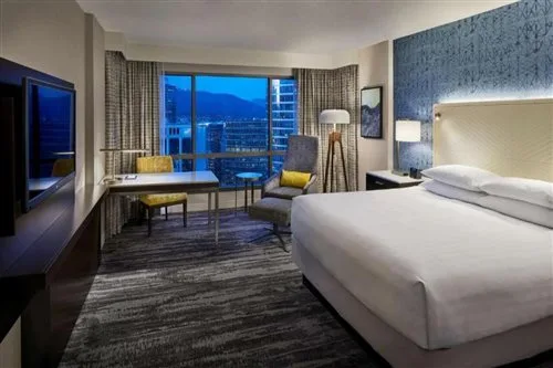 غرفة مفردة بسرير مزدوج، HYATT REGENCY VANCOUVER 1/2