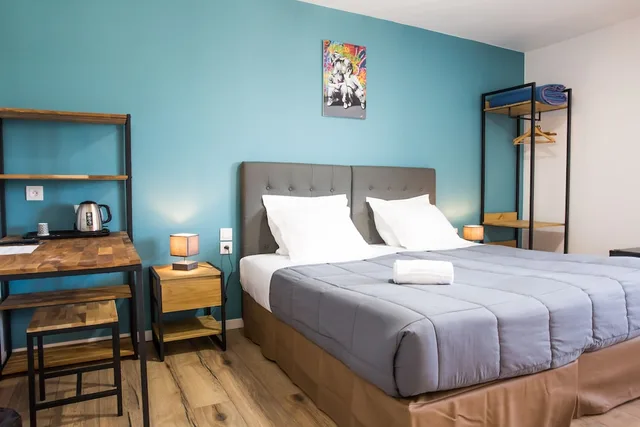 غرفة سوبيريور بسرير كوين، Hotel Les Pieux 1/10