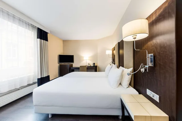 غرفة سوبيريور ثلاثية بسرير فردي، Hotel NH Brussels Stephanie 3/7