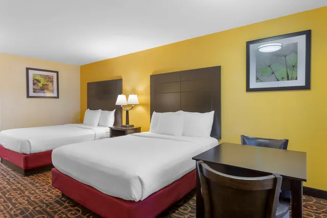 غرفة رباعية، Best Western Benton Inn 2/3