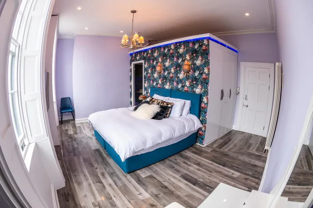 غرفة بسرير مزدوج بحمام خاص، Gardiner House Hostel 1/1