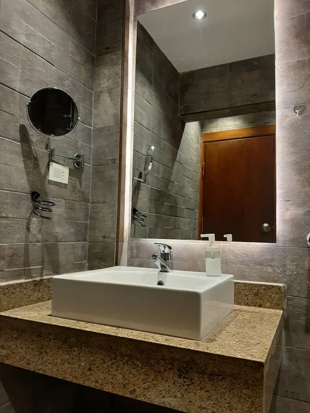 استوديو كومفورت بسرير كوين بمطبخ صغير، Nakhil Residence 2/2