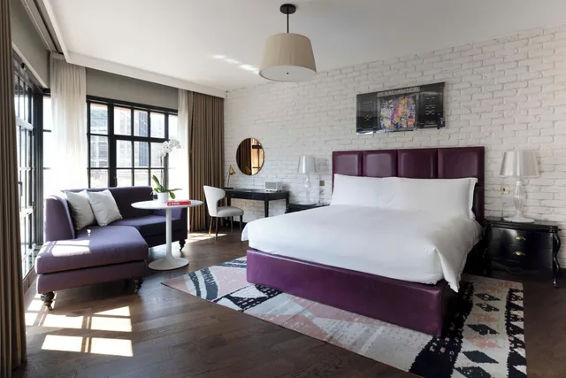 Grand, Junior Suite, Virgin Hotels London-Shoreditch 1/3