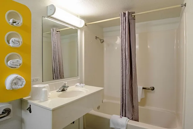 غرفة بسرير كوين، Motel6 Palatine, IL - Chicago Northwest 10/10