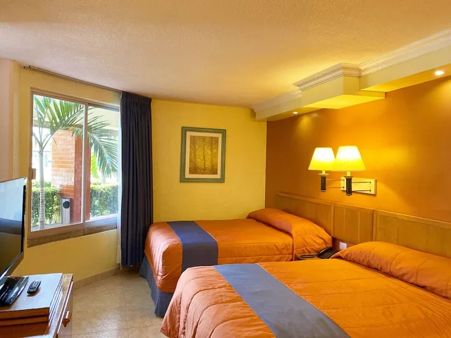 جناح جونيور بسريرين مزدوجين، Hotel Jaragua 4/5