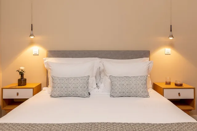2 Bedrooms, Apartment, 1 Double and 3 Single Beds، RS Porto Historic Center 5/10