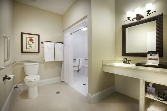 غرفة بريميوم بسرير كينج مع أريكة، Grant Street Inn 2/3