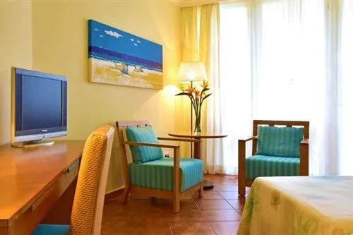 Room, Double or Twin Bed, Sea View, Pestana Viking Beach and Golf Resort 2/3