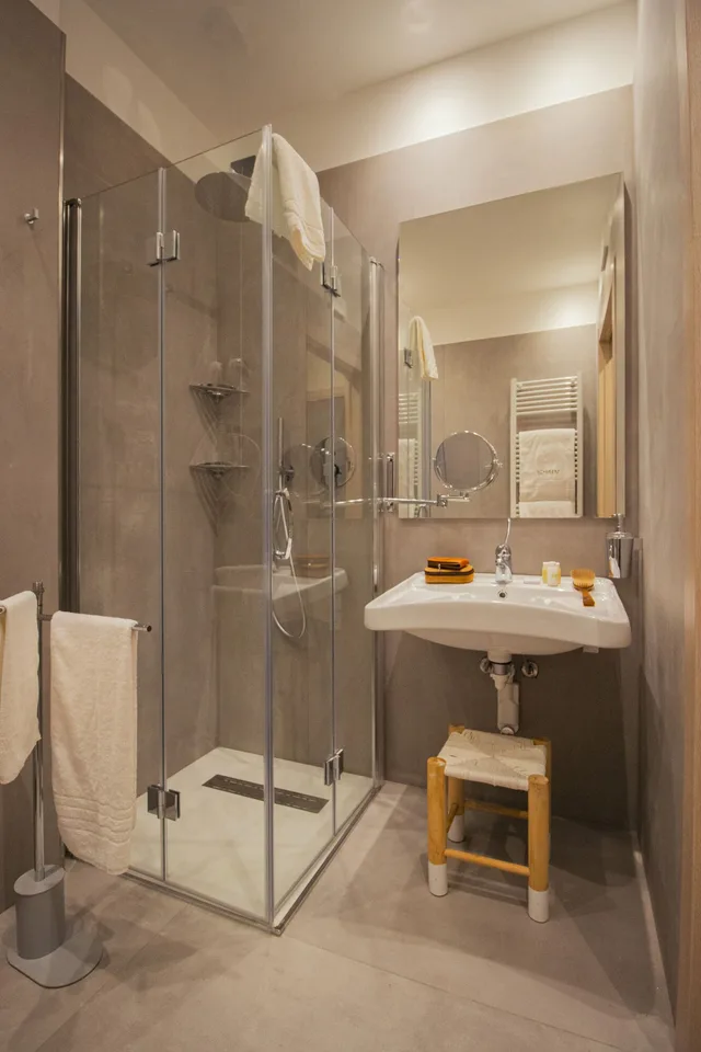 غرفة كلاسيكية بسرير كوين، Hotel Vinci 2/2
