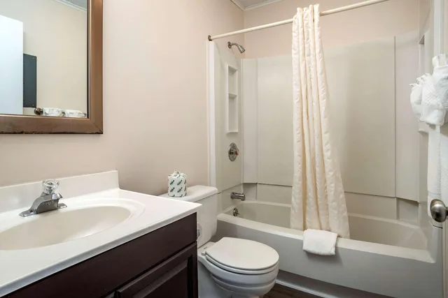 جناح بسريرين مزدوجين، Rodeway Inn & Suites Rehoboth Beach 4/4