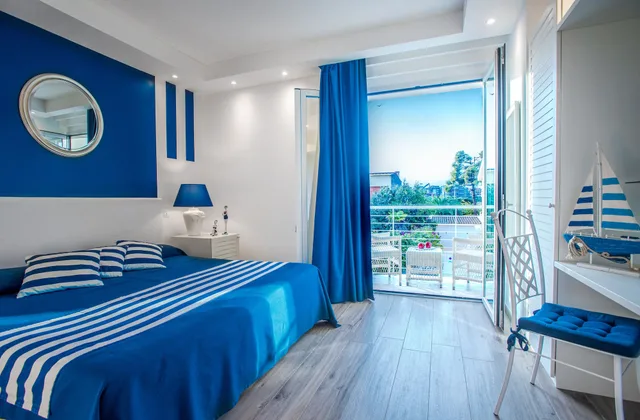 غرفة قياسية بسرير مزدوج أو سريرين منفصلين بإطلالة على الحديقة، Hotel Nautilus 4/7