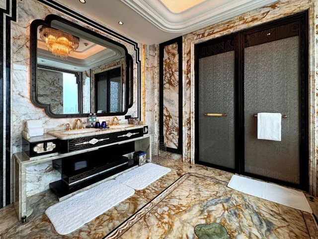 Presidential, Suite, Wanda Reign Chengdu 2/2