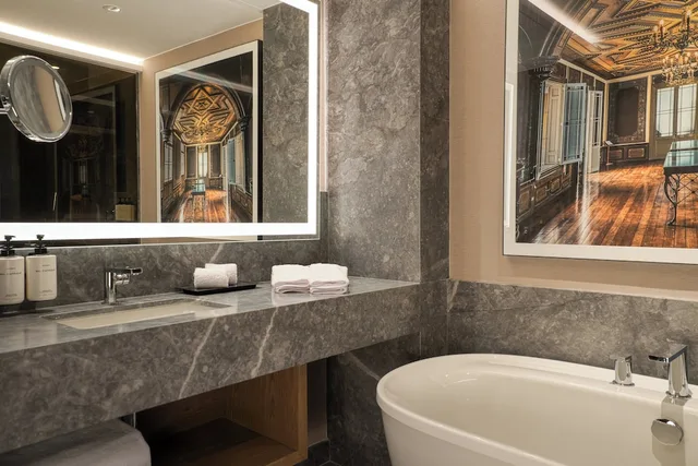 غرفة كلاسيكية بسريرين كوين بإطلالة على البحر في طابق مرتفع، InterContinental Hotels REAL LIMA MIRAFLORES 4/8