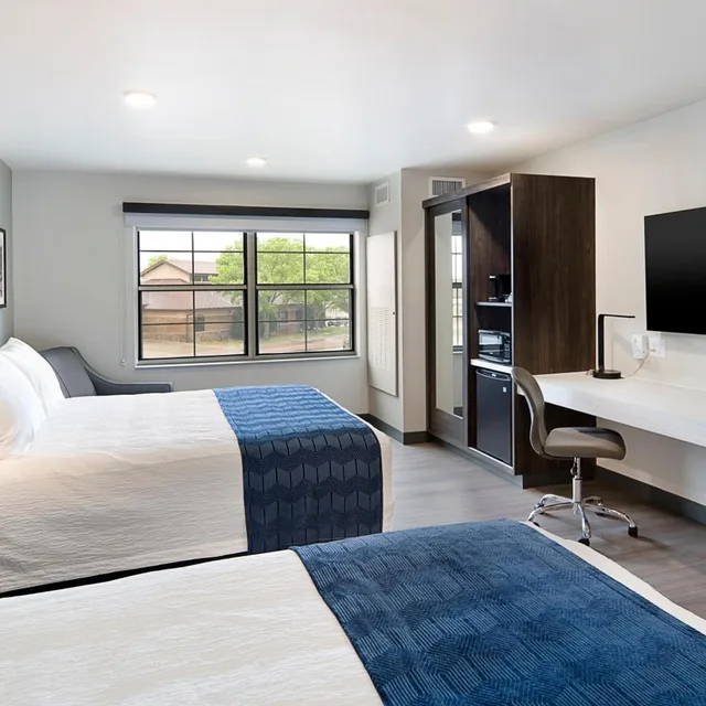 غرفة رباعية، Clubhouse Hotel Suites Sioux Falls 1/2