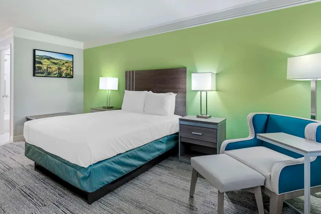 غرفة بسرير كوين لذوي الإعاقة، Best Western Cordelia Inn 2/4