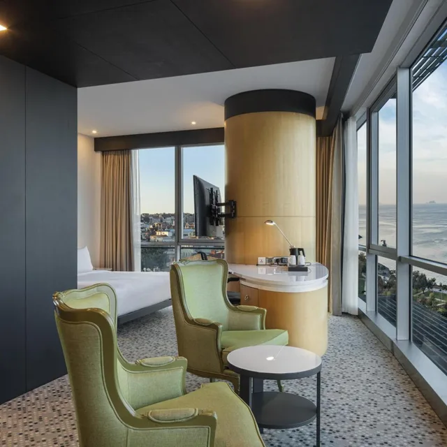 غرفة ركنية بسرير كينج بإطلالة على البحر، Doubletree By Hilton Hotel Istanbul - Moda 9/9