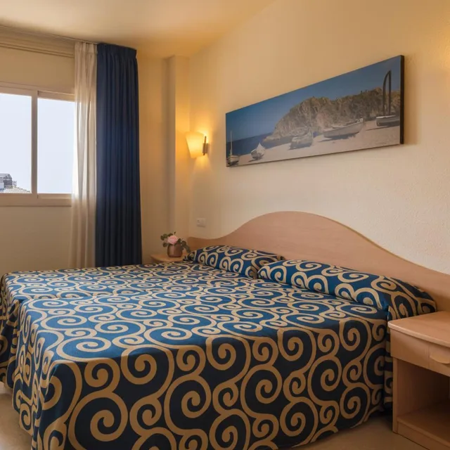 جناح ثلاثي، htop Royal Sun Suites 3/8